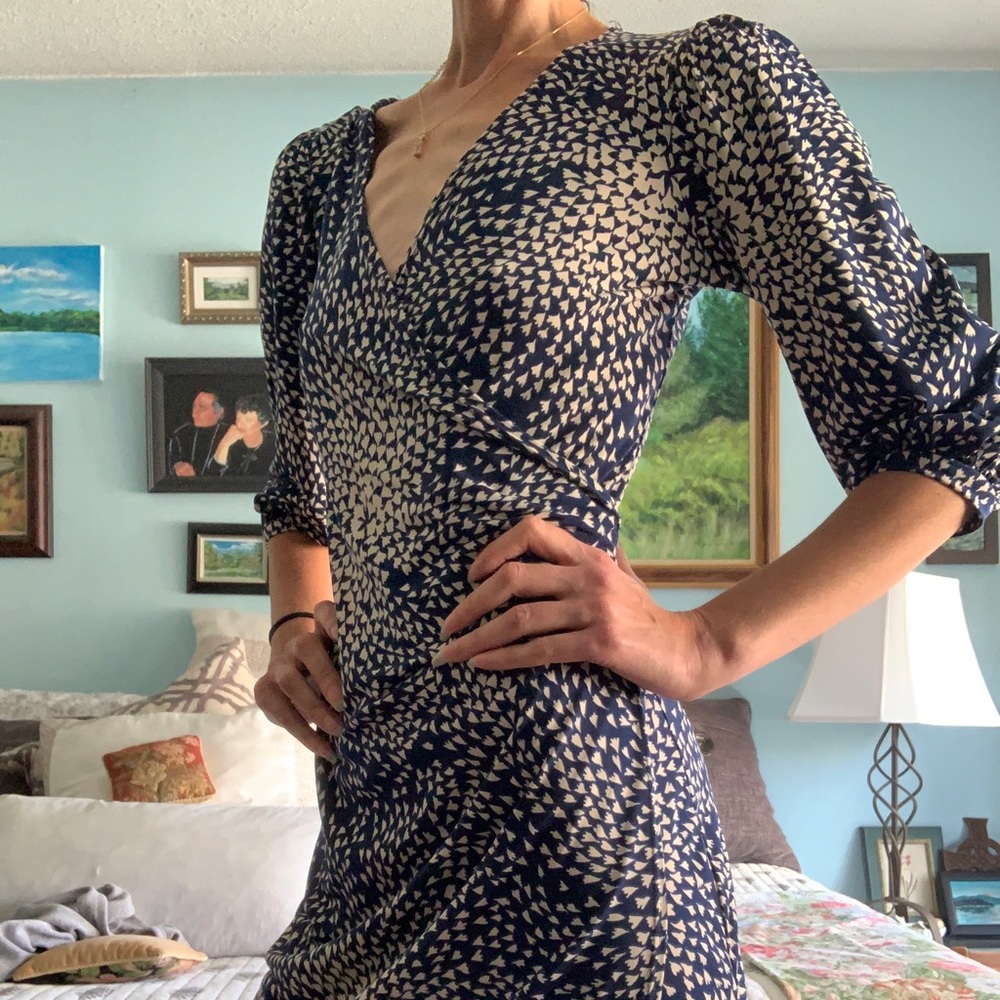 Soprano wrap dress.